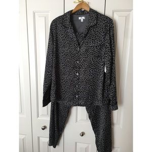 Leopard silky pajama set